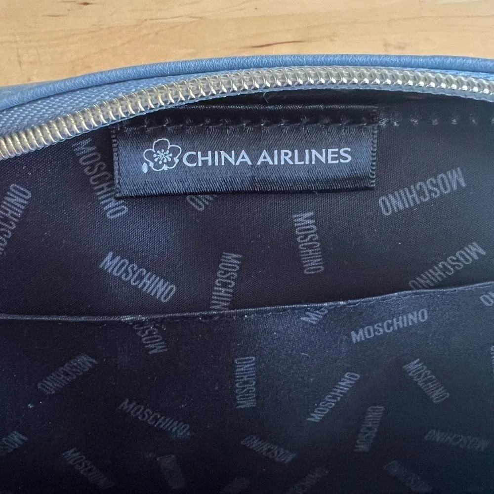 NEW Moschino x China Airlines Collab Toiletry/Cosmetic Case